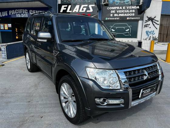 MITSUBISHI PAJERO FULL 3.8 HPE 4X4 V6 24V GASOLINA 4P AUTOMÁTICO